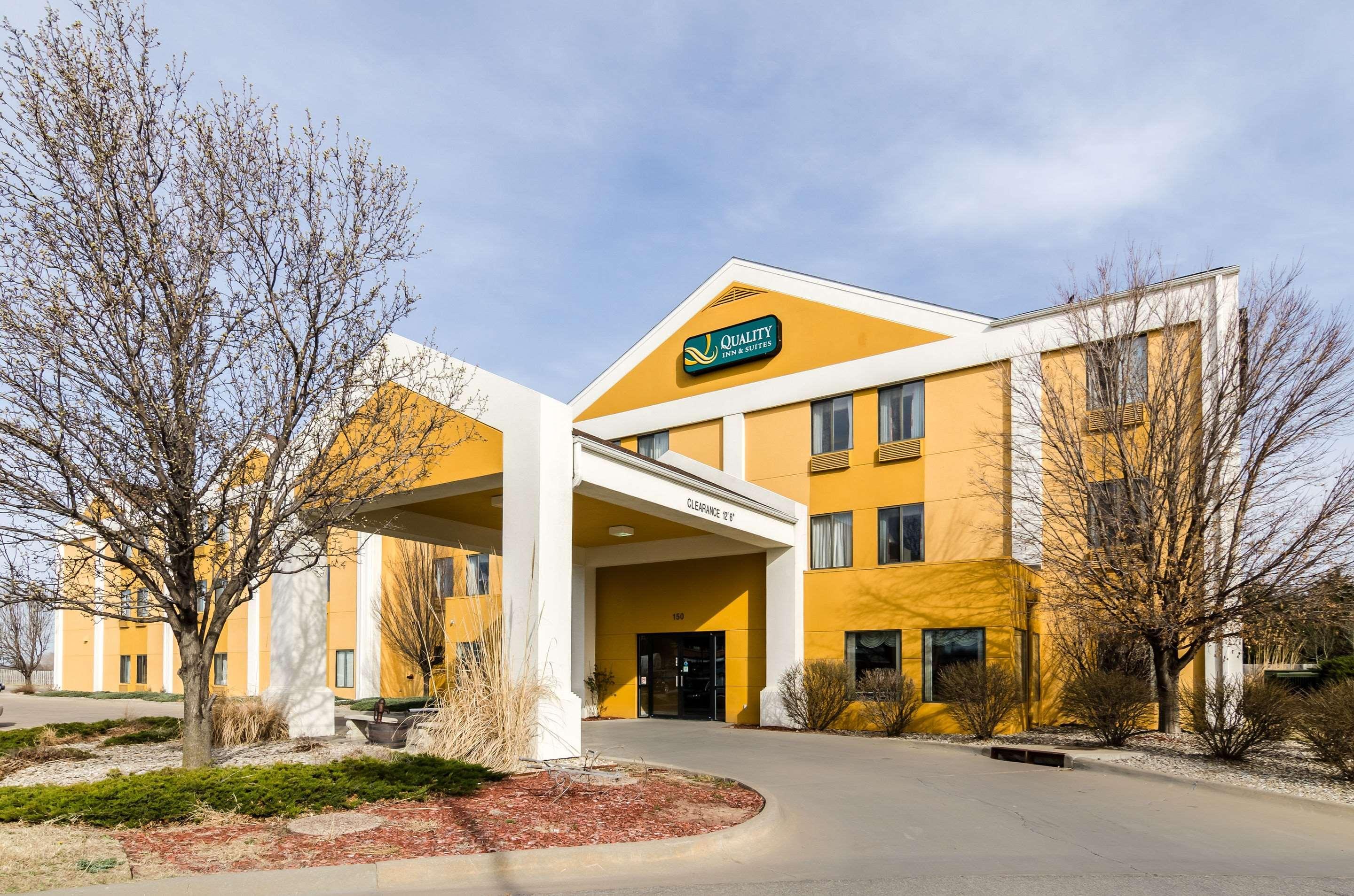 Quality Inn & Suites Manhattan Eksteriør bilde