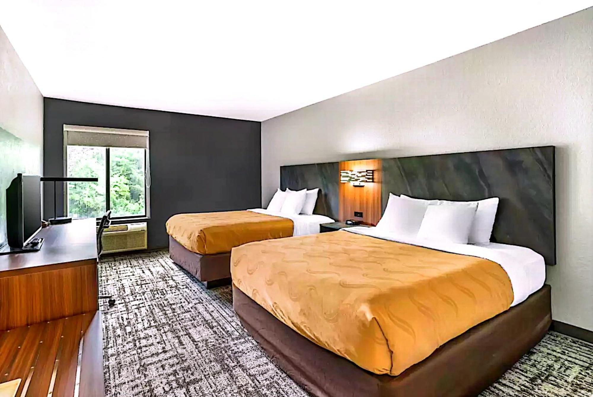 Quality Inn & Suites Manhattan Eksteriør bilde