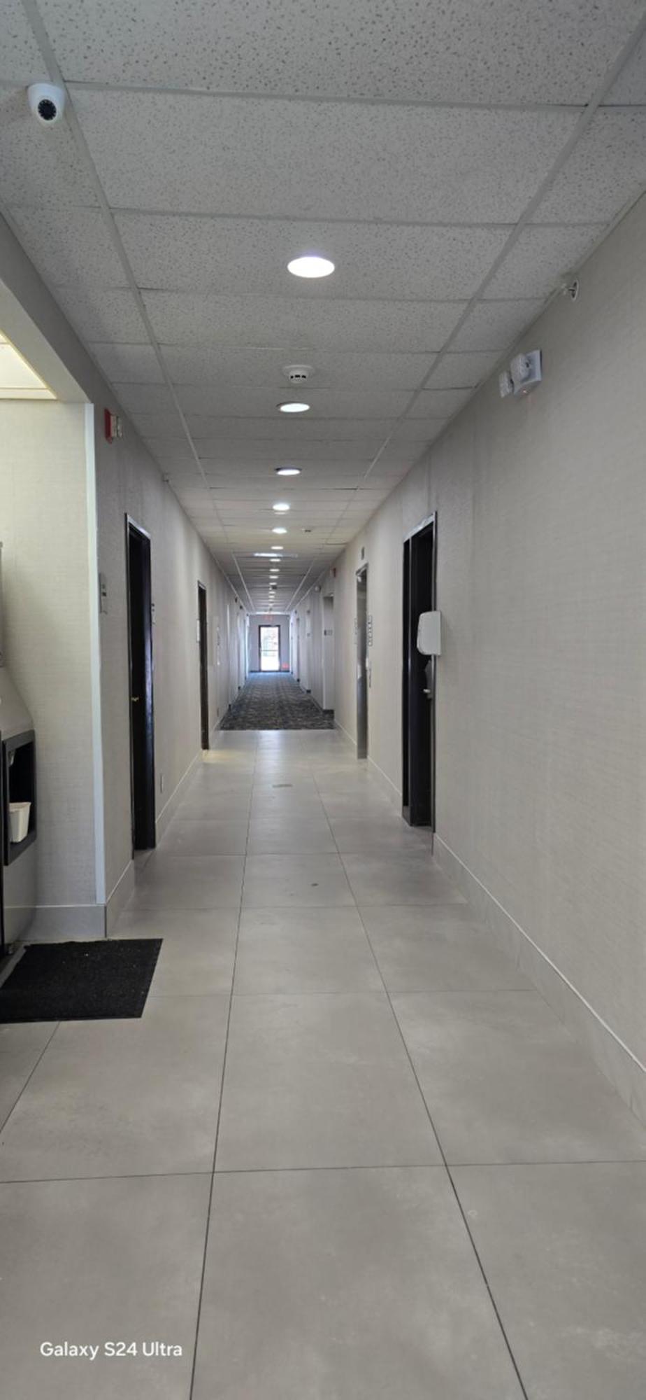 Quality Inn & Suites Manhattan Eksteriør bilde